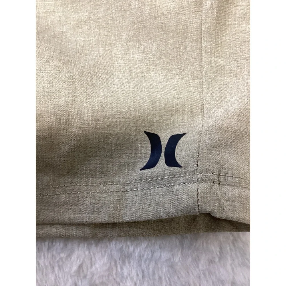 Hurley Boys Khaki‎ 4-Way Stretch Hybrid Walk Shorts Size S 8-10 985540-X1T